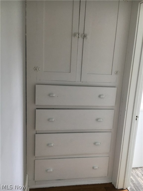 Village/Sugarcreek - Residential