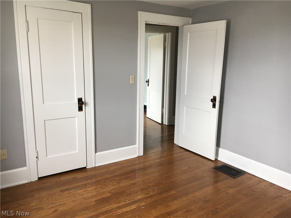 Village/Sugarcreek - Residential