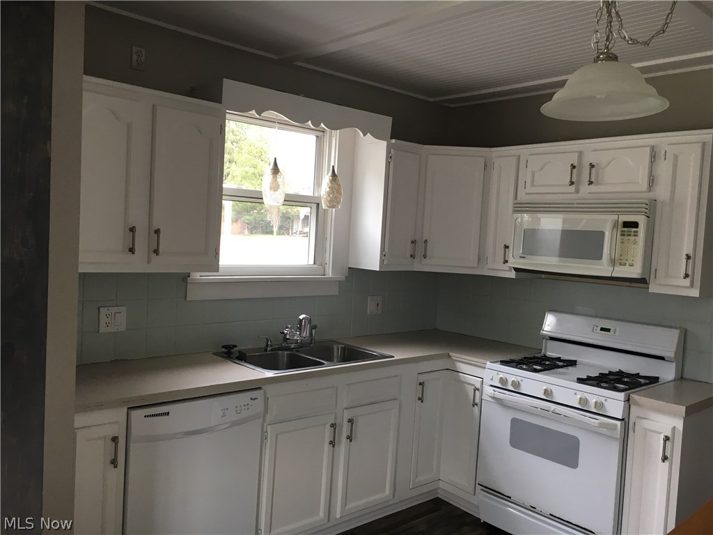 Village/Sugarcreek - Residential