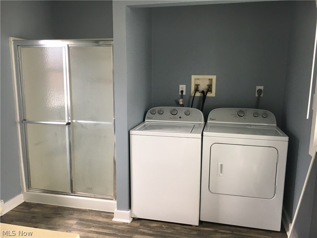 Village/Sugarcreek - Residential