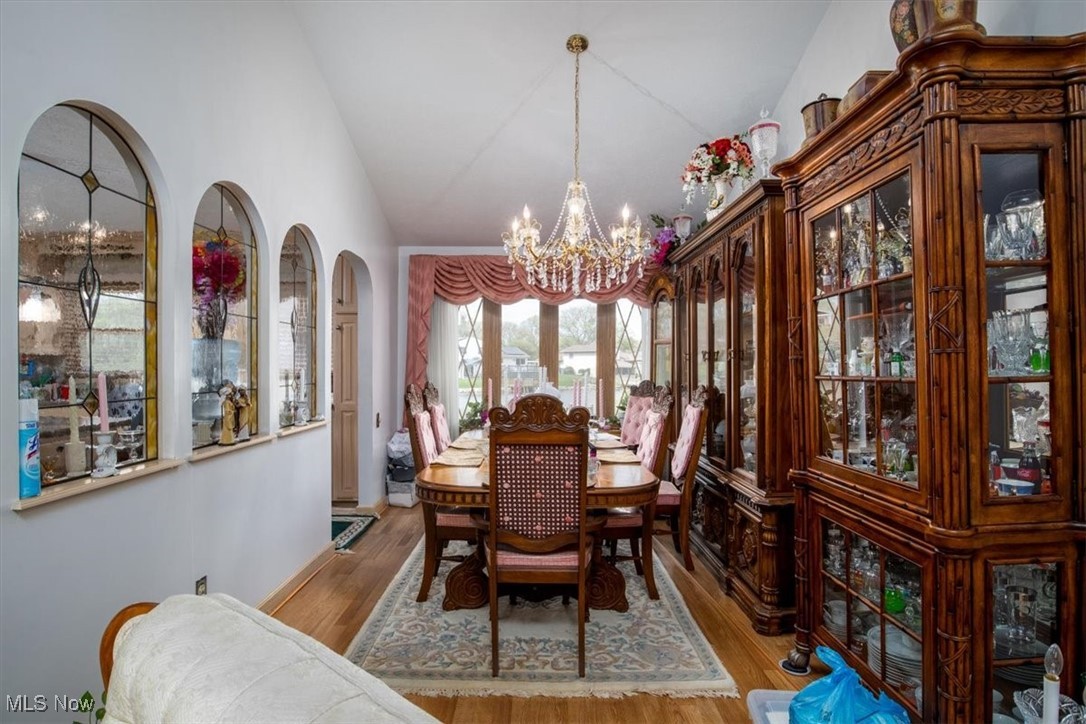 4071 Blossom Court, Brunswick, Ohio image 12
