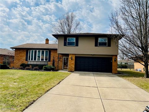 15301 Hickox Boulevard, Middleburg Heights, OH 44130 - MLS#: 5105451