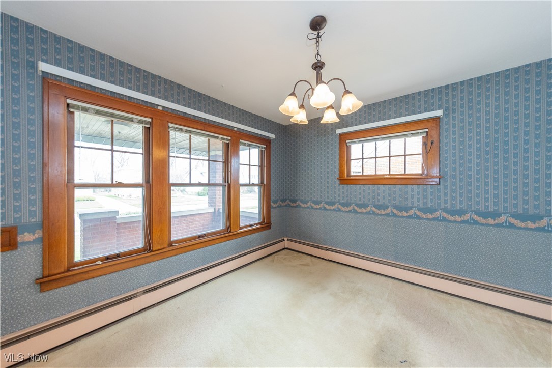 4513 Sheraton Drive, Parma, Ohio image 9
