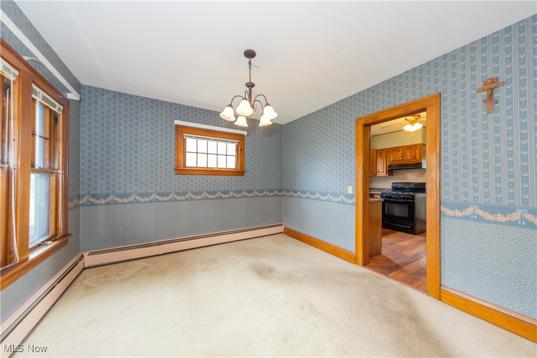 4513 Sheraton Drive, Parma, Ohio image 8
