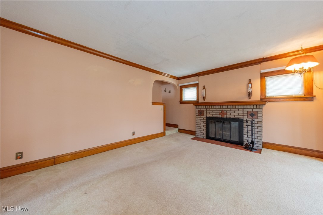 4513 Sheraton Drive, Parma, Ohio image 2