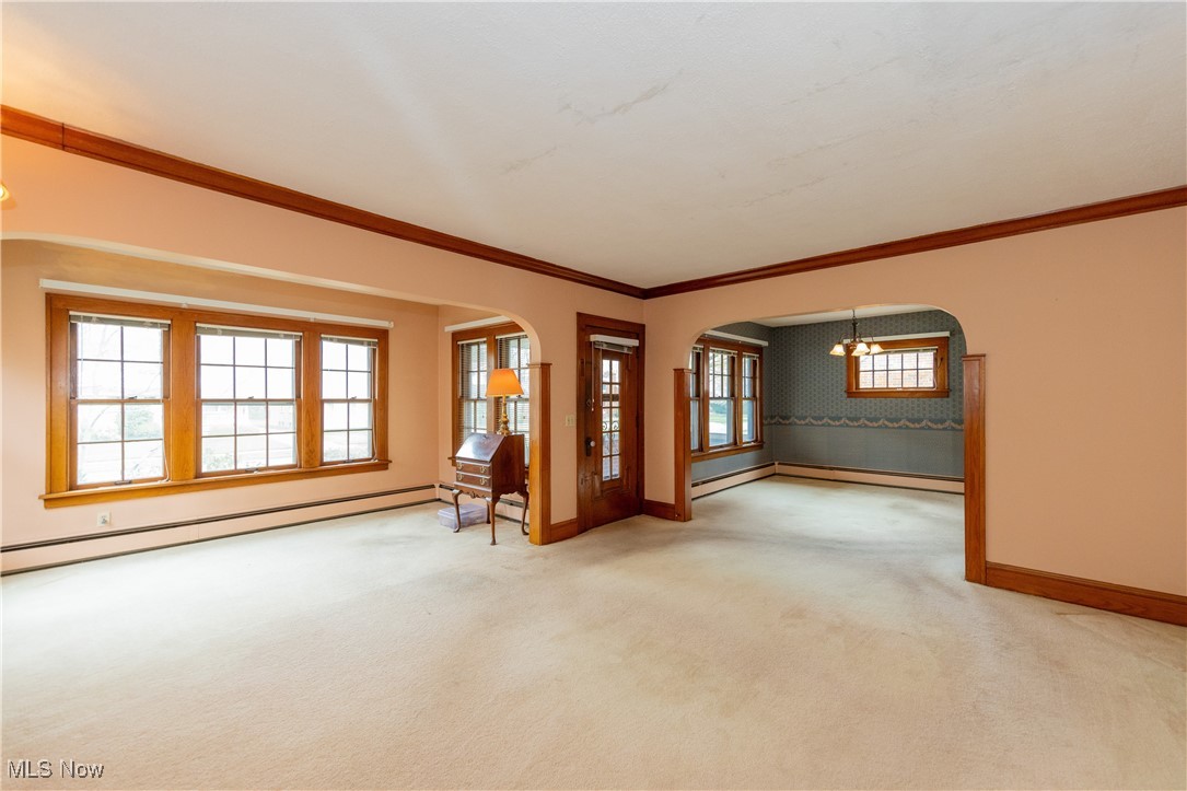 4513 Sheraton Drive, Parma, Ohio image 4