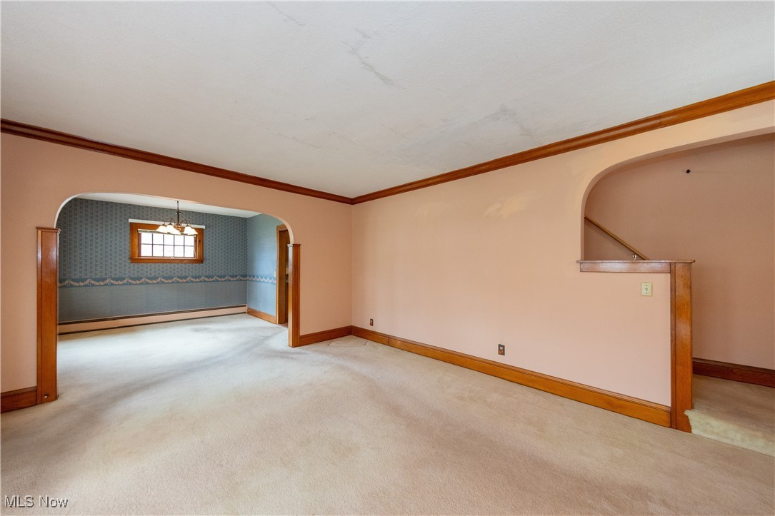 4513 Sheraton Drive, Parma, Ohio image 3