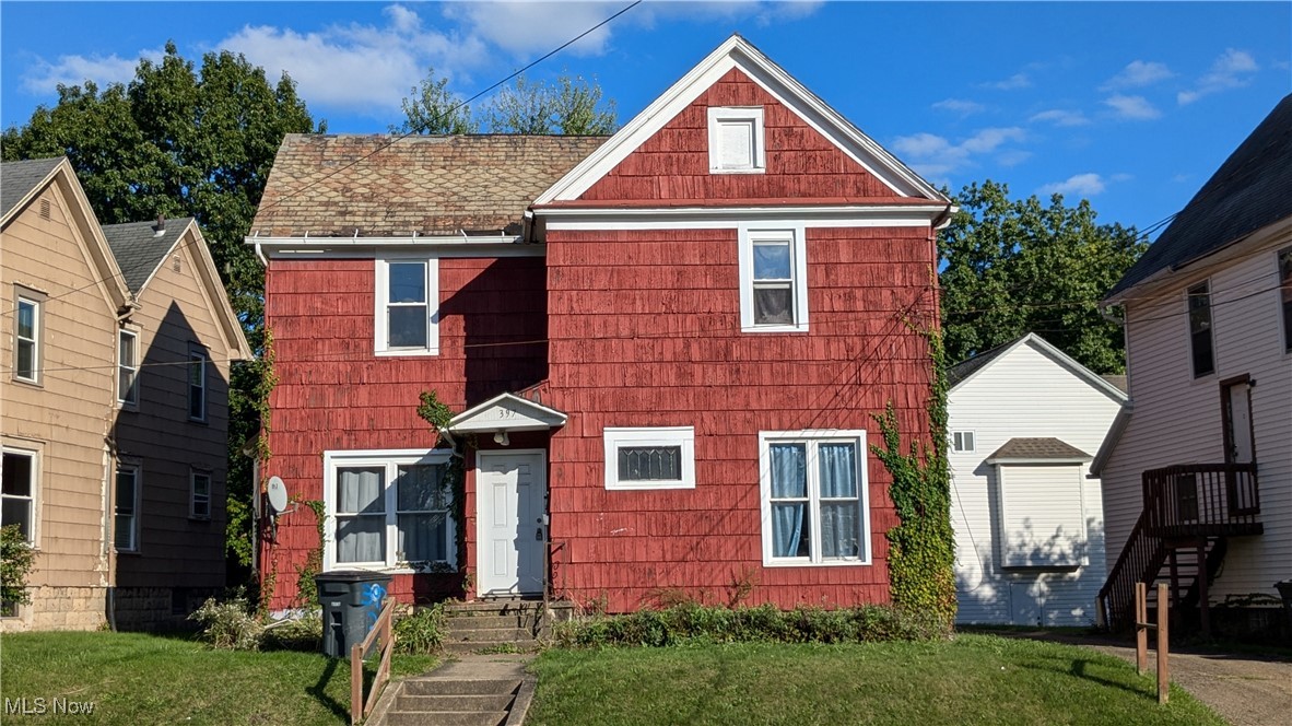 Investors!! Here's your opportunity to own a quadplex conveniently located with-in walking distance to University of Akron. This multi-family features 3 1bd/1bath units and 1 2bd/1bath unit. All unit have been tastefully updated, and the property is 75% occupied bringing in $1970 a month. One unit is currently vacant perfect for an owner occupant or immediate rental. Whether you're looking for a turn-key property ready to go or a house hack this solid rental property offers flexibly. Also available are the two neighboring duplexes. Start yourself a portfolio! Grap your favorite Realtor and schedule a showing today!