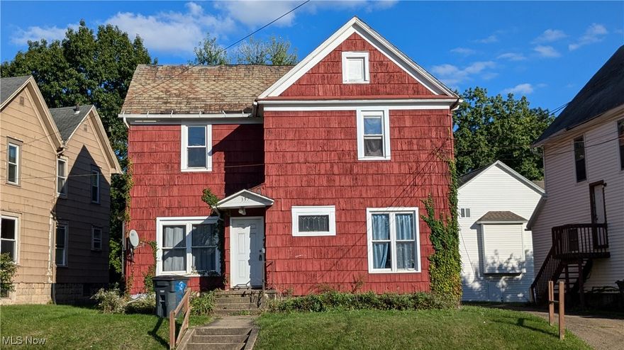 Investors!! Here's your opportunity to own a quadplex conveniently located with-in walking distance to University of Akron. This multi-family features 3 1bd/1bath units and 1 2bd/1bath unit. All unit have been tastefully updated, and the property is 75% occupied bringing in $1970 a month. One unit is currently vacant perfect for an owner occupant or immediate rental. Whether you're looking for a turn-key property ready to go or a house hack this solid rental property offers flexibly. Also available are the two neighboring duplexes. Start yourself a portfolio! Grap your favorite Realtor and schedule a showing today!