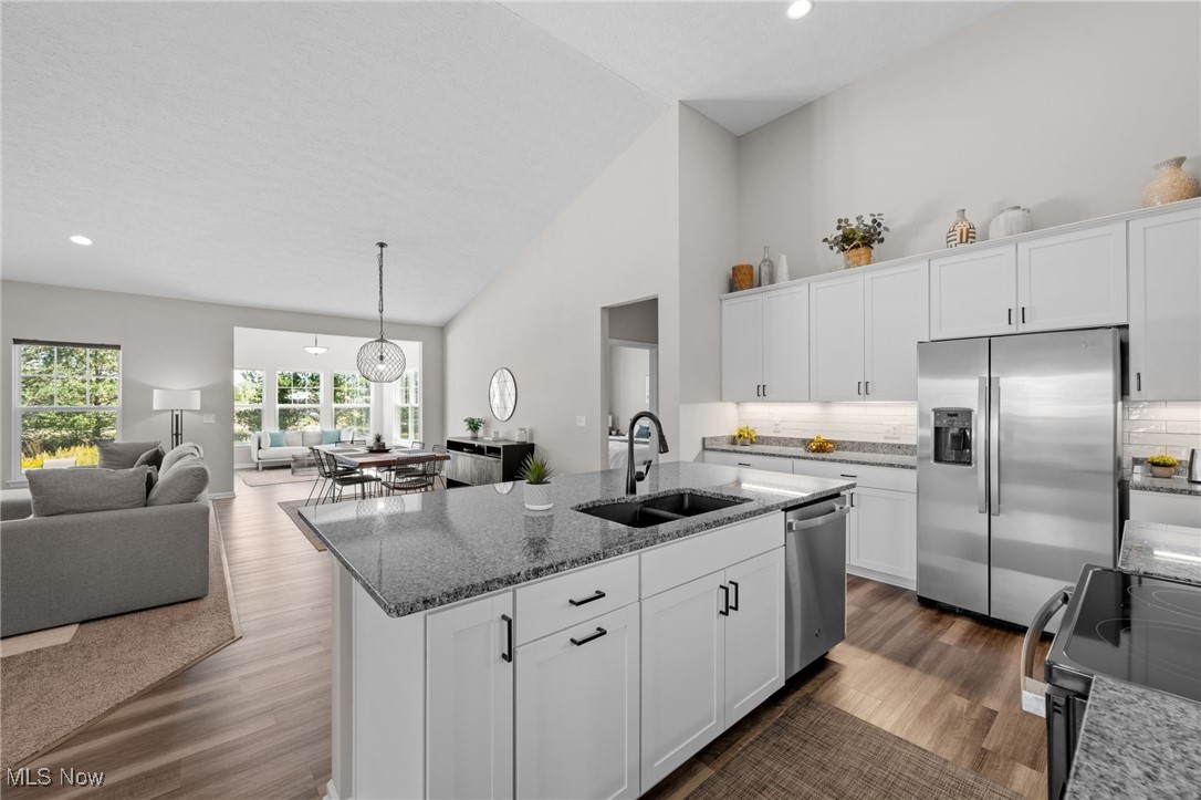 Meadow Lakes Sub 18 - Residential