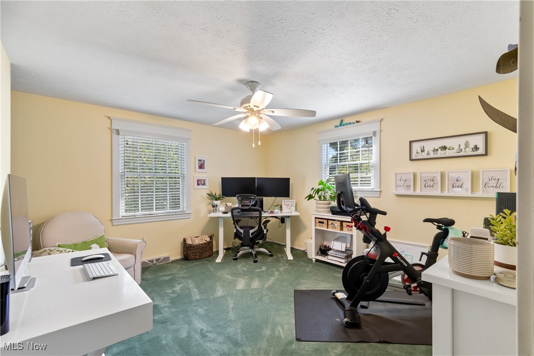 Falling Oaks - Residential