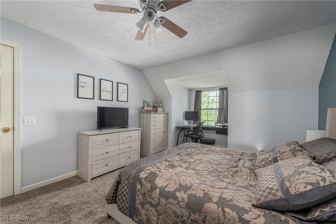 19329 Wheelers Lane, Strongsville, Ohio image 33