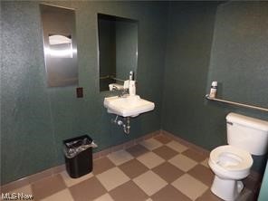 Russia - Commercial Sale