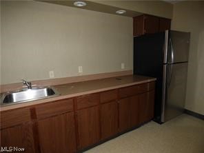 Russia - Commercial Sale