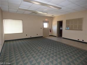 Russia - Commercial Sale