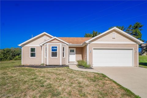 657 Hannah Circle Canton OH 44709