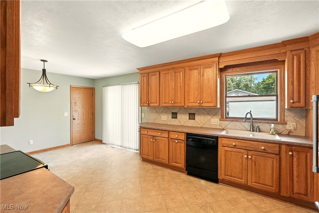 Colonial Hills Estates 04 - Residential