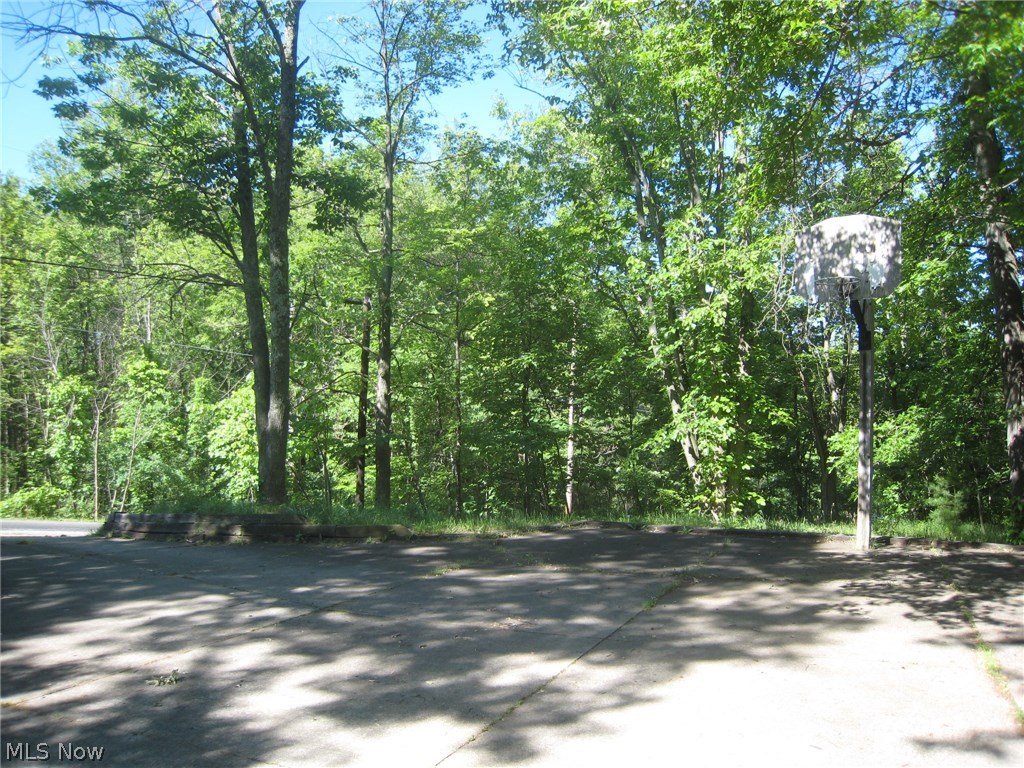 East/River - Residential
