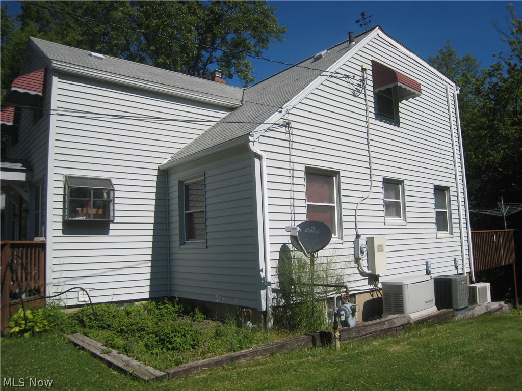 East/River - Residential