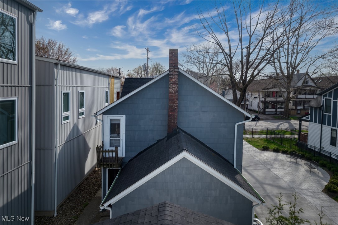 Cleveland, Ohio 44113, United States, 2 Bedrooms Bedrooms, ,1 BathroomBathrooms,Residential,Pending,116563