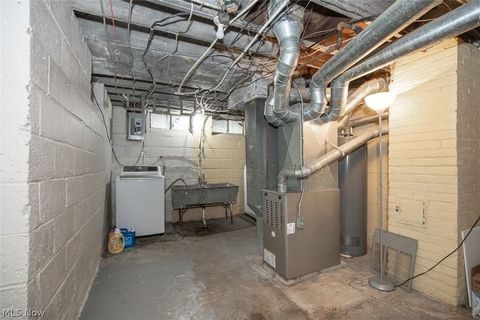 Tiny photo for 12214 Bennington Avenue, Cleveland, OH 44135 (MLS # 5192217)