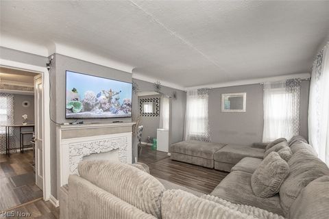 Tiny photo for 12214 Bennington Avenue, Cleveland, OH 44135 (MLS # 5192217)