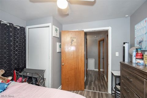 Tiny photo for 12214 Bennington Avenue, Cleveland, OH 44135 (MLS # 5192217)