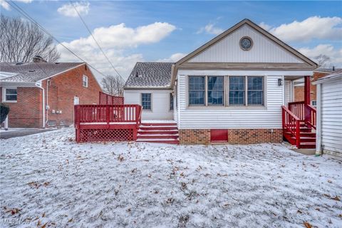 Tiny photo for 24103 Woodway Road, Beachwood, OH 44122 (MLS # 5169929)