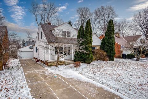 Tiny photo for 24103 Woodway Road, Beachwood, OH 44122 (MLS # 5169929)