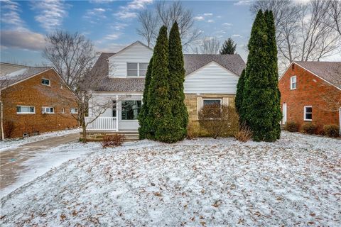 Tiny photo for 24103 Woodway Road, Beachwood, OH 44122 (MLS # 5169929)