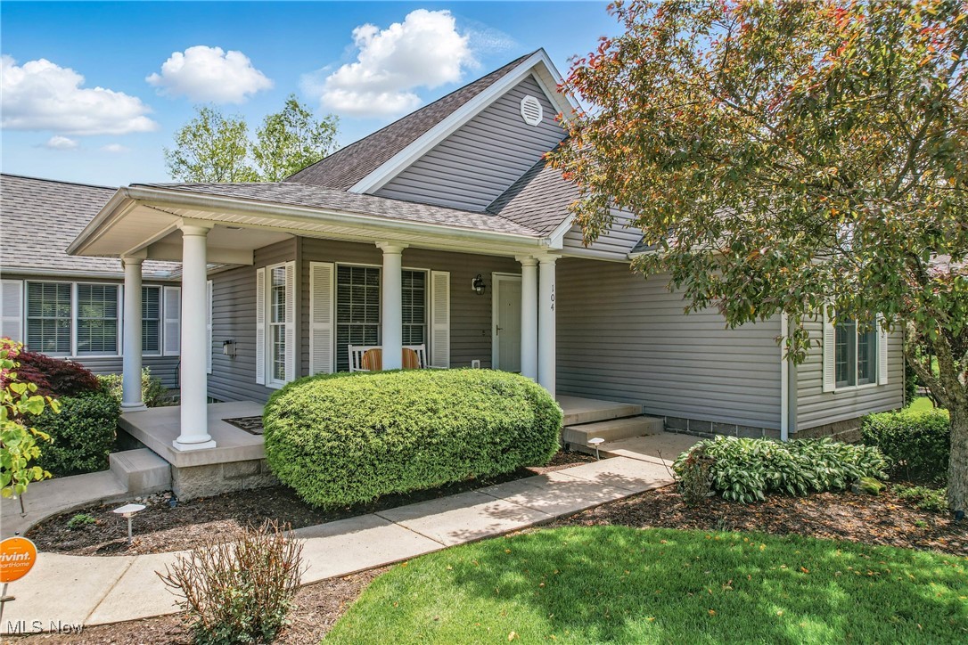104 Saint Andrews, Cortland, Ohio image 3