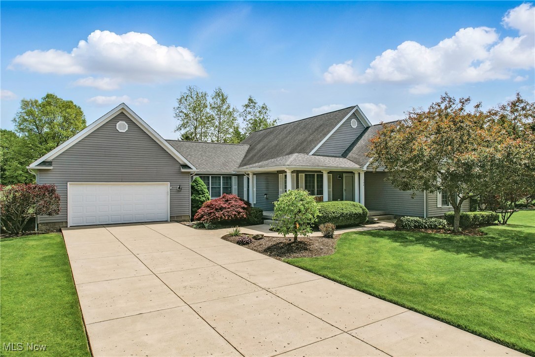 104 Saint Andrews, Cortland, Ohio image 1
