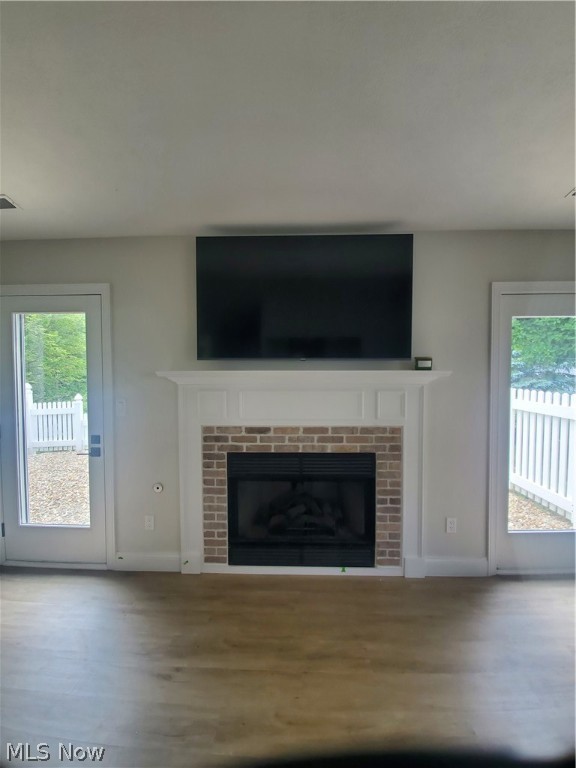 Shady Hollow Condo - Residential