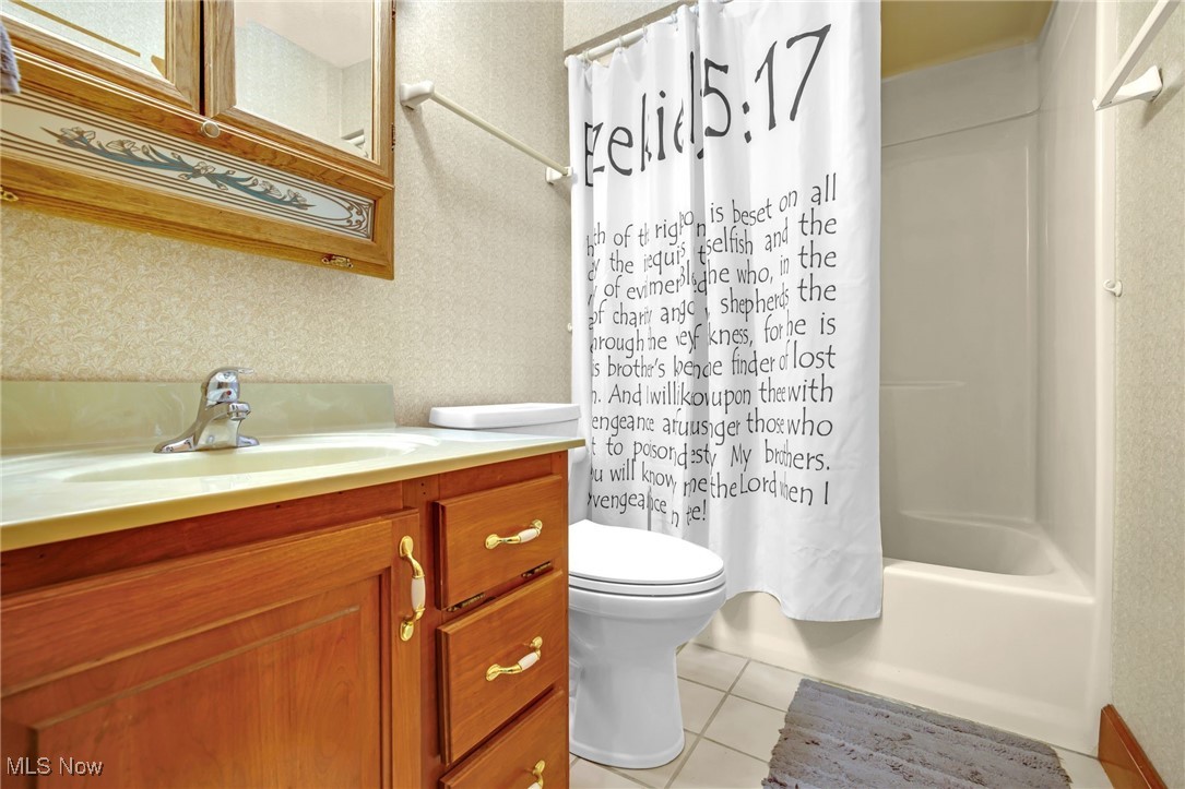 Gale Heights Vineyard - Residential