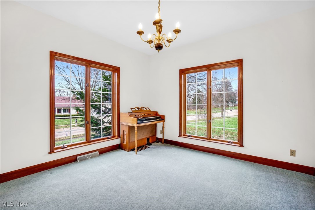 Gale Heights Vineyard - Residential