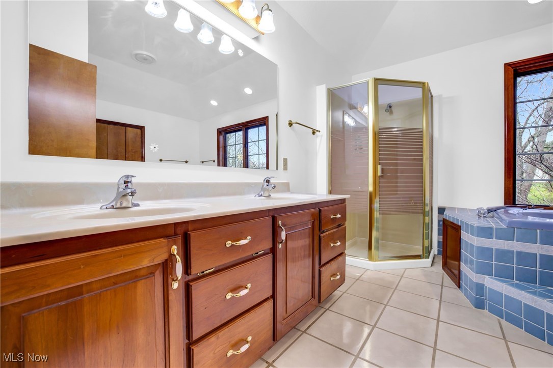 Gale Heights Vineyard - Residential