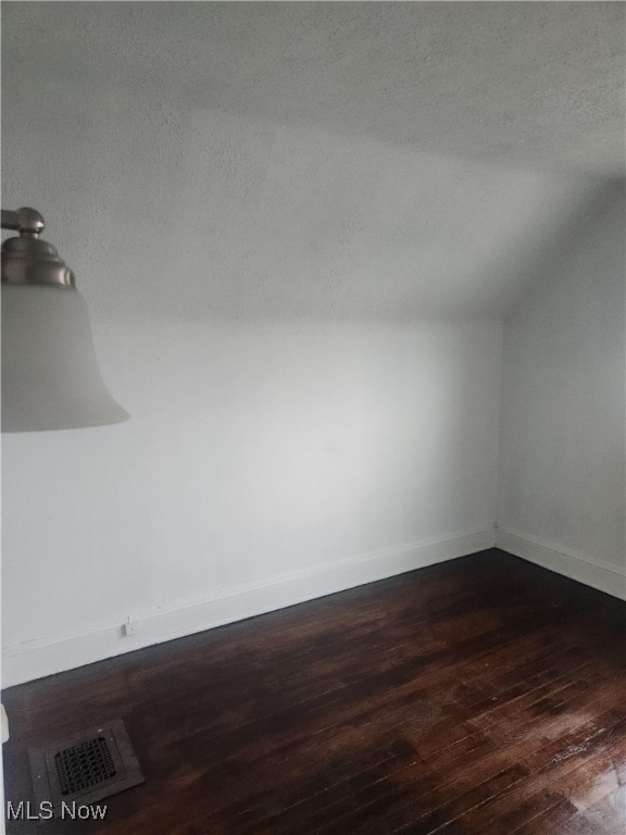 3174 W 105th Street, Cleveland, Ohio image 10