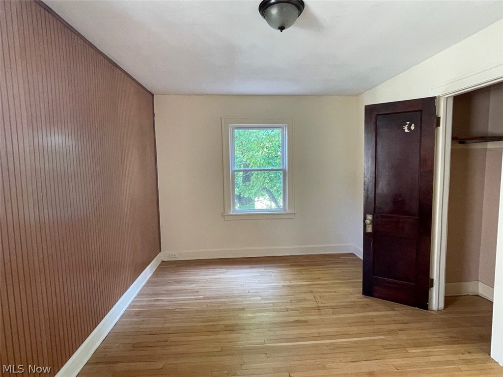 Cleveland Heights Blvd - Residential
