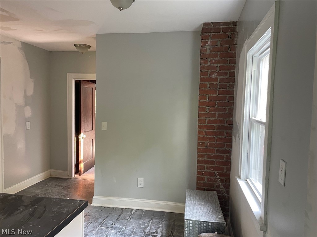 Cleveland Heights Blvd - Residential