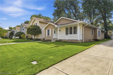 Tiny photo for 2615 George Avenue, Parma, OH 44134 (MLS # 5245938)