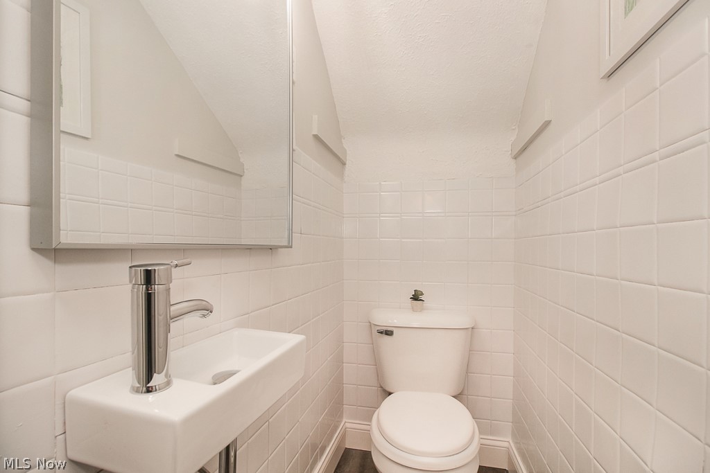 Carl A Steins East 262nd St Su - Residential