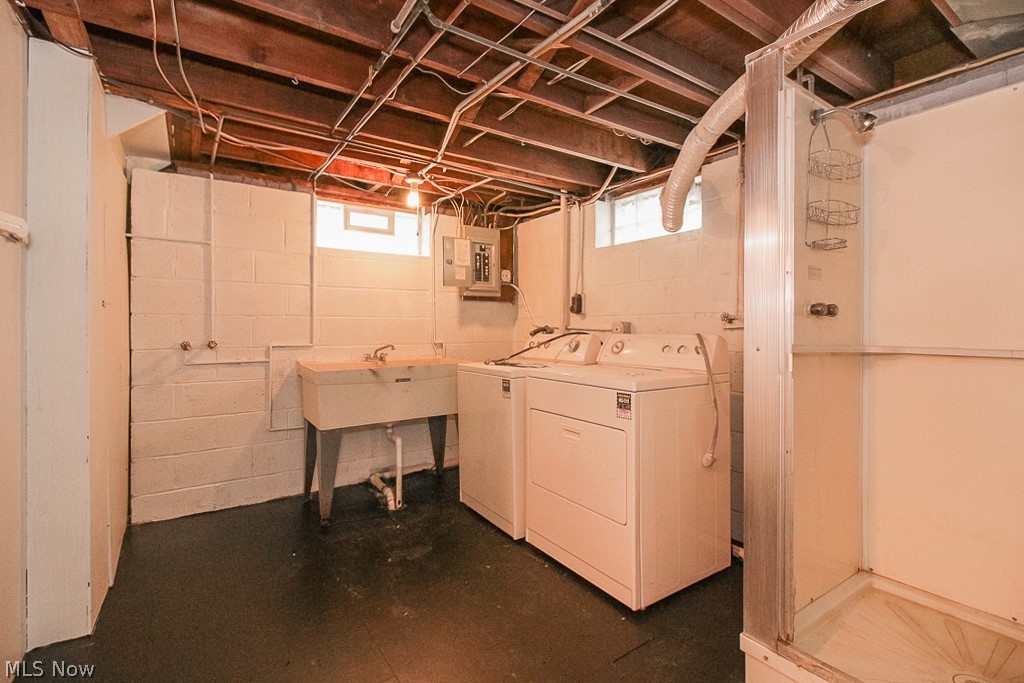 Carl A Steins East 262nd St Su - Residential