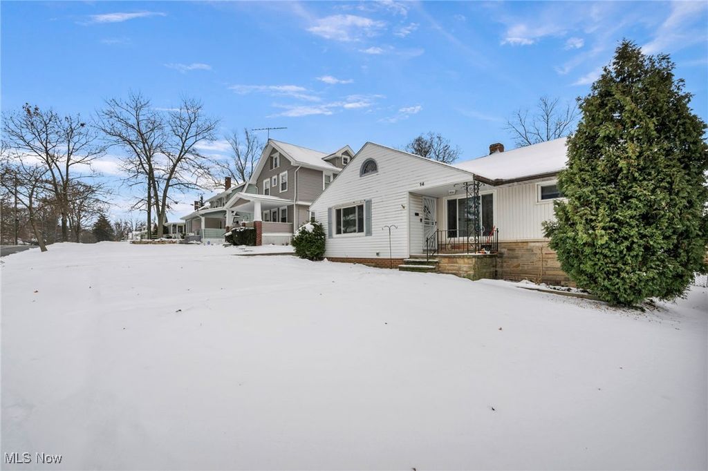 Photo of 14 Ennis Avenue, Bedford, OH 44146 (MLS # 5175888)