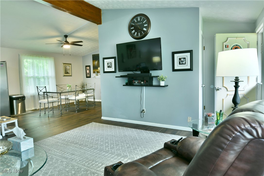377 Henn Hyde Road, Warren, Ohio image 10