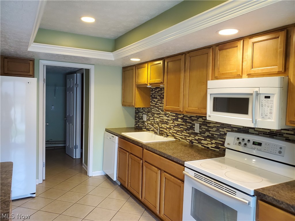 Harbour Light Condo 04 - Residential