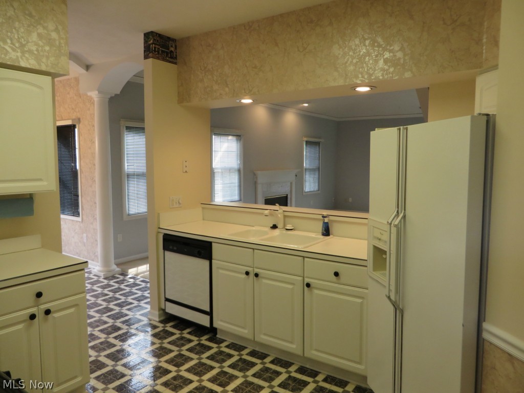 Woodhawk Club Condo 02 Ph 09 - Residential