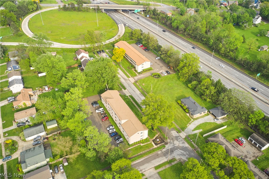 Bellevue - Commercial Sale