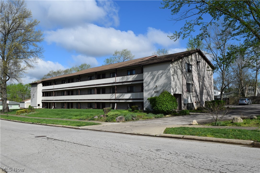 Bellevue - Commercial Sale