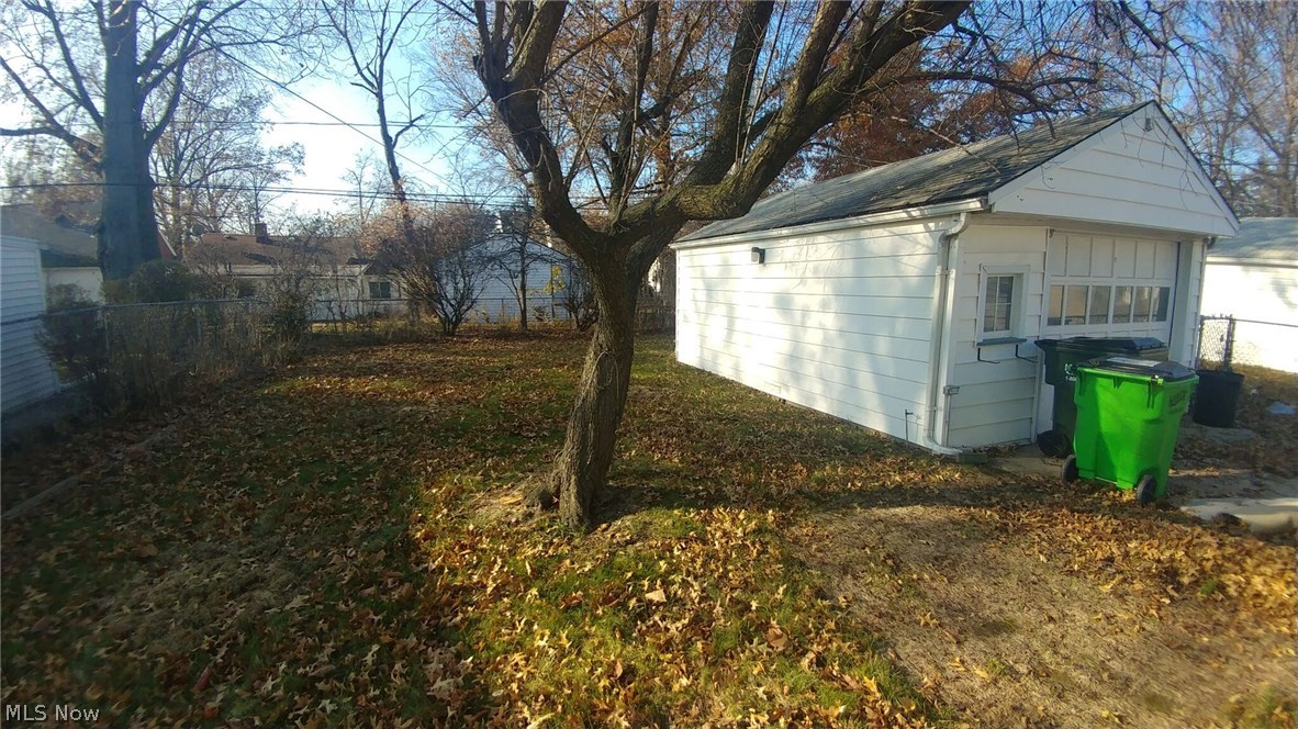 Glenforest Village 01 - Residential Lease