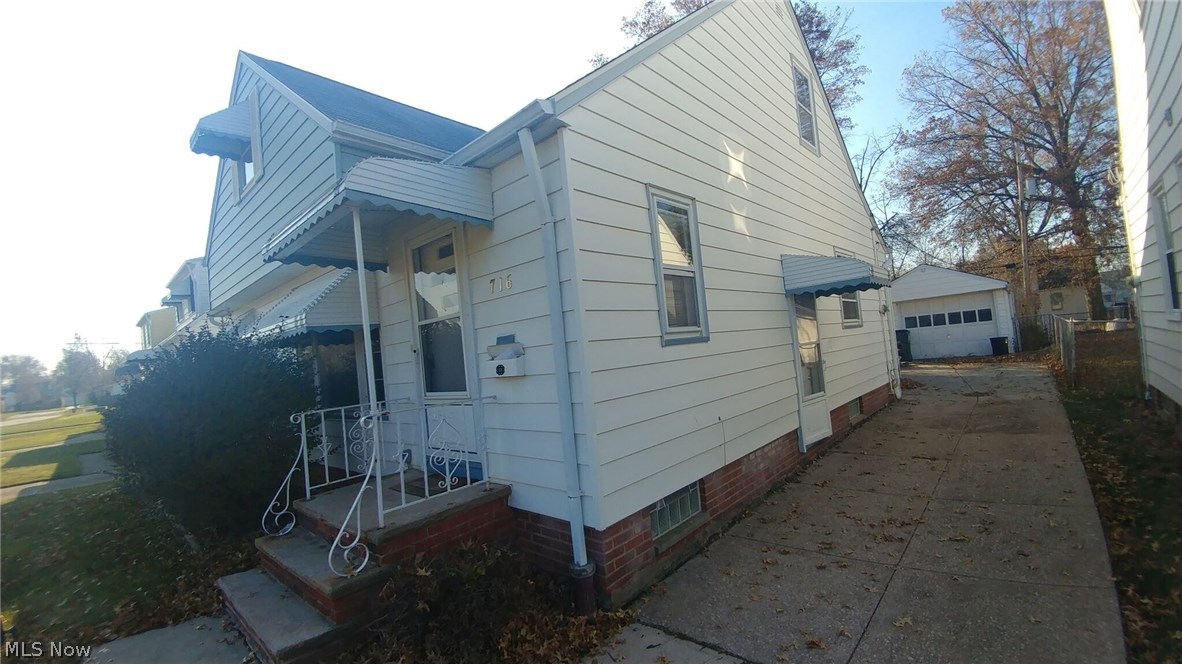 Glenforest Village 01 - Residential Lease